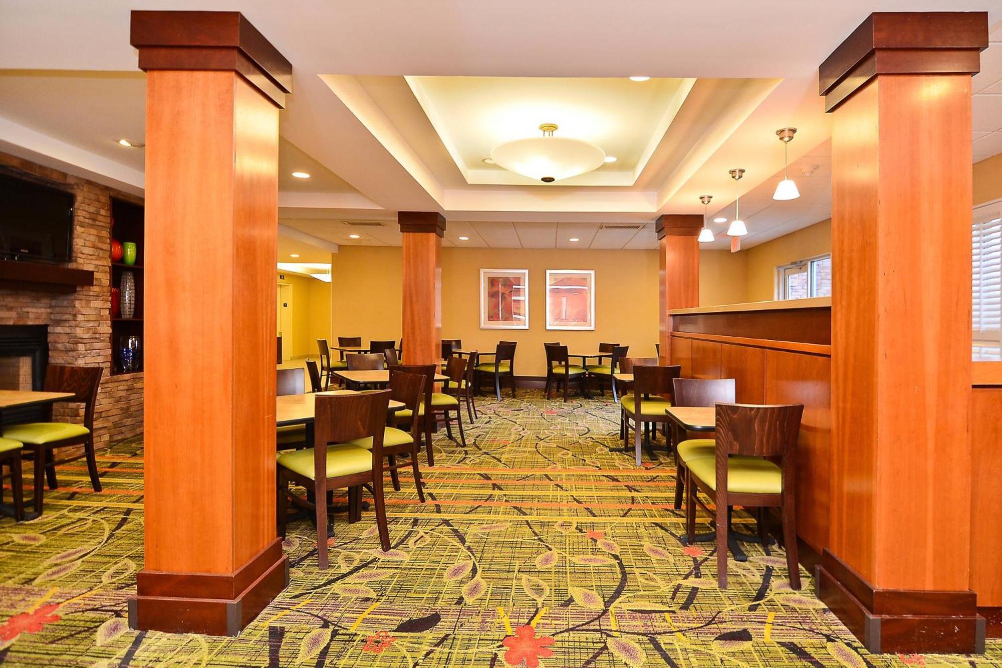 Fairfield Inn & Suites Чероки Екстериор снимка