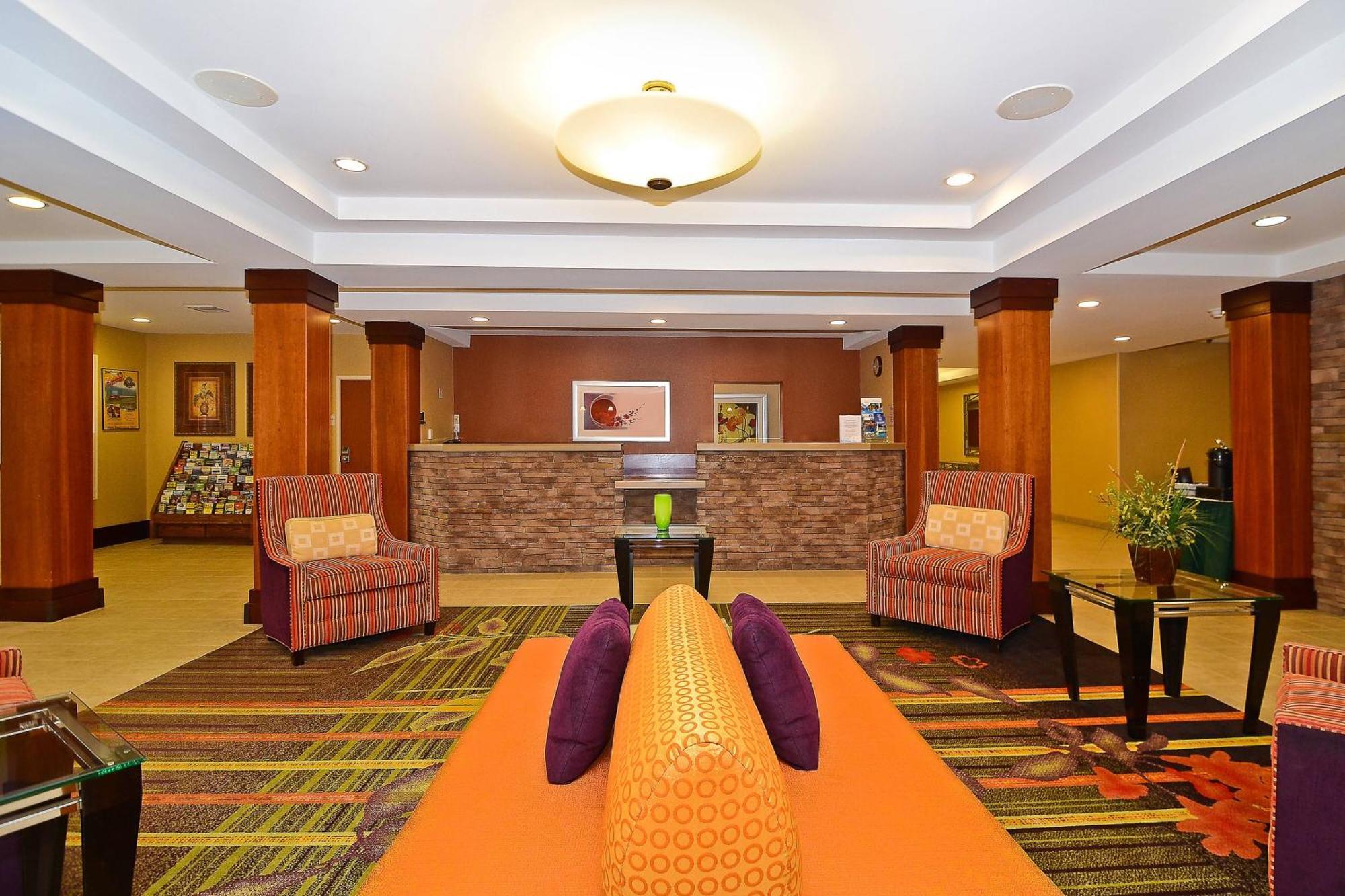 Fairfield Inn & Suites Чероки Екстериор снимка