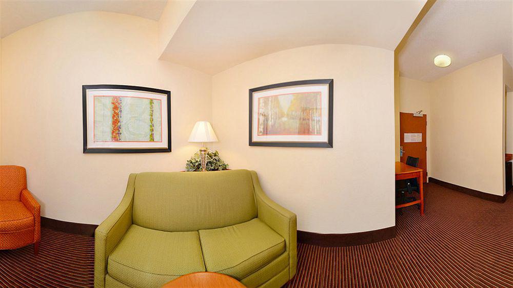Fairfield Inn & Suites Чероки Екстериор снимка